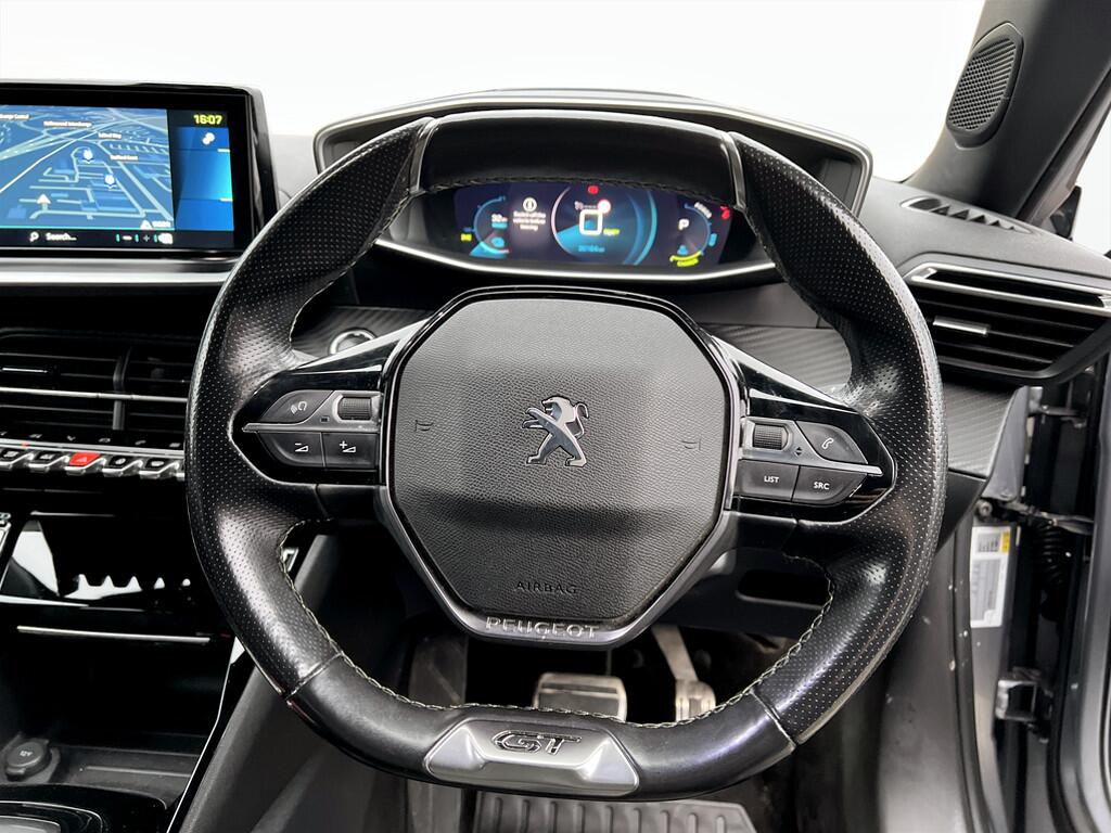 Used Peugeot E-2008 2022 for sale - 77387478: Photo 11