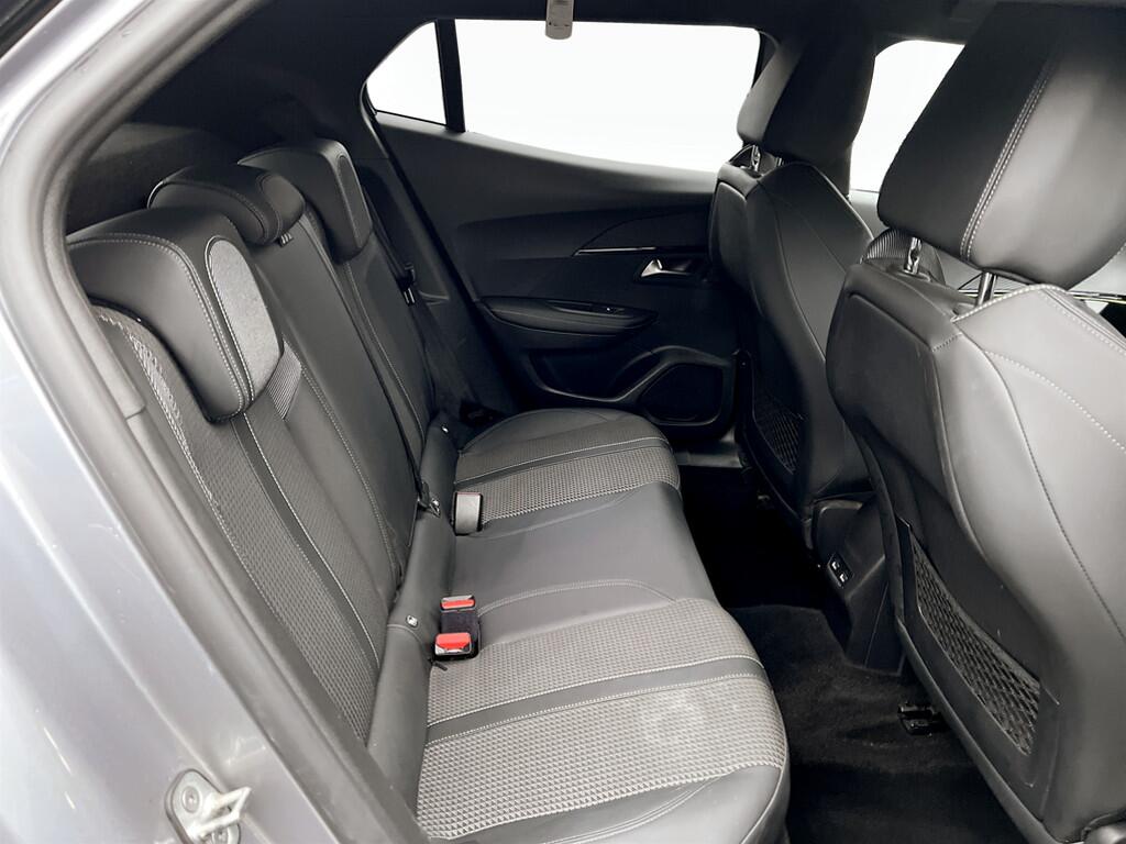 Used Peugeot E-2008 2022 for sale - 77387478: Photo 16