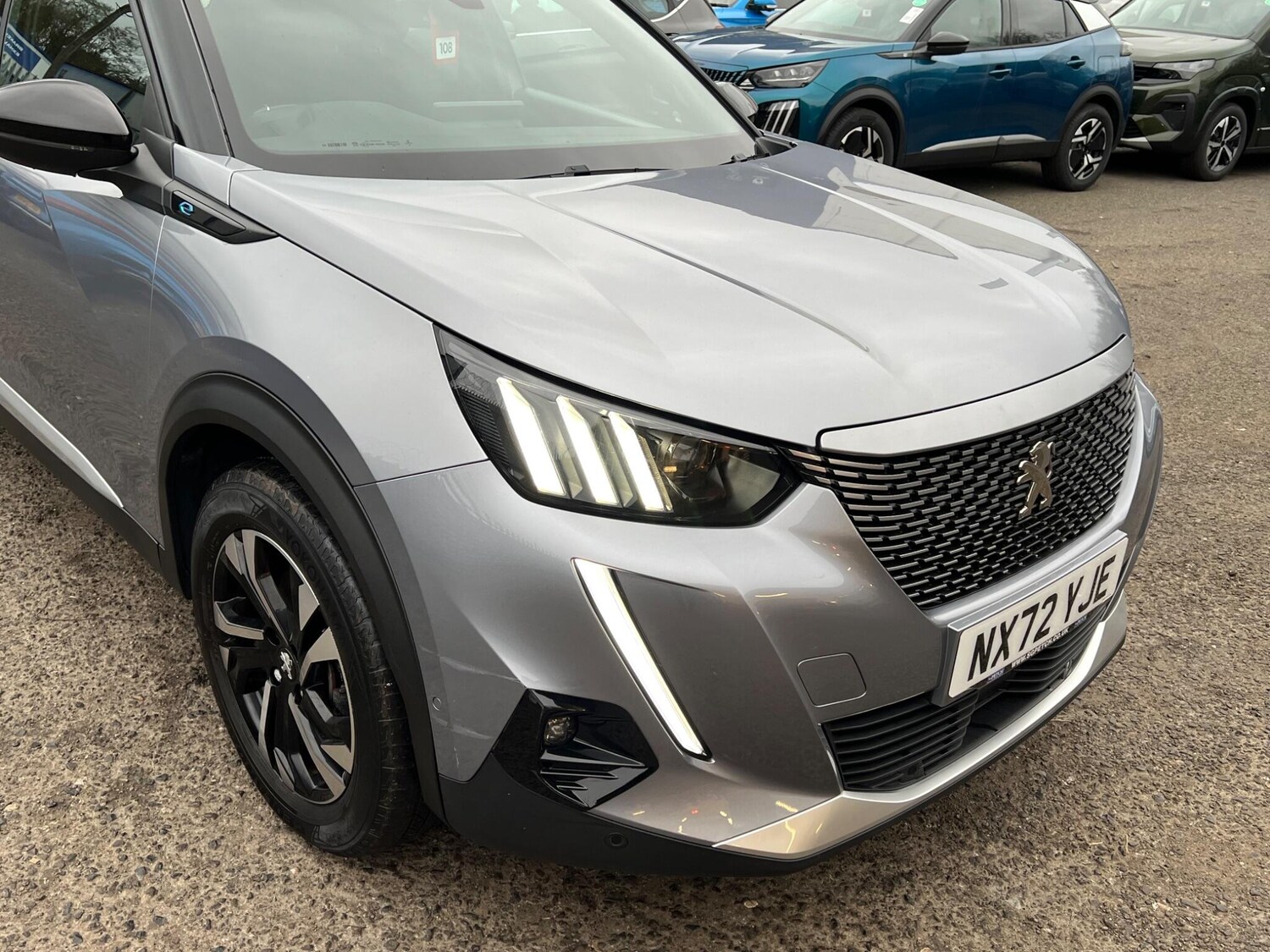 Used Peugeot E-2008 2022 for sale - 77387478: Photo 37