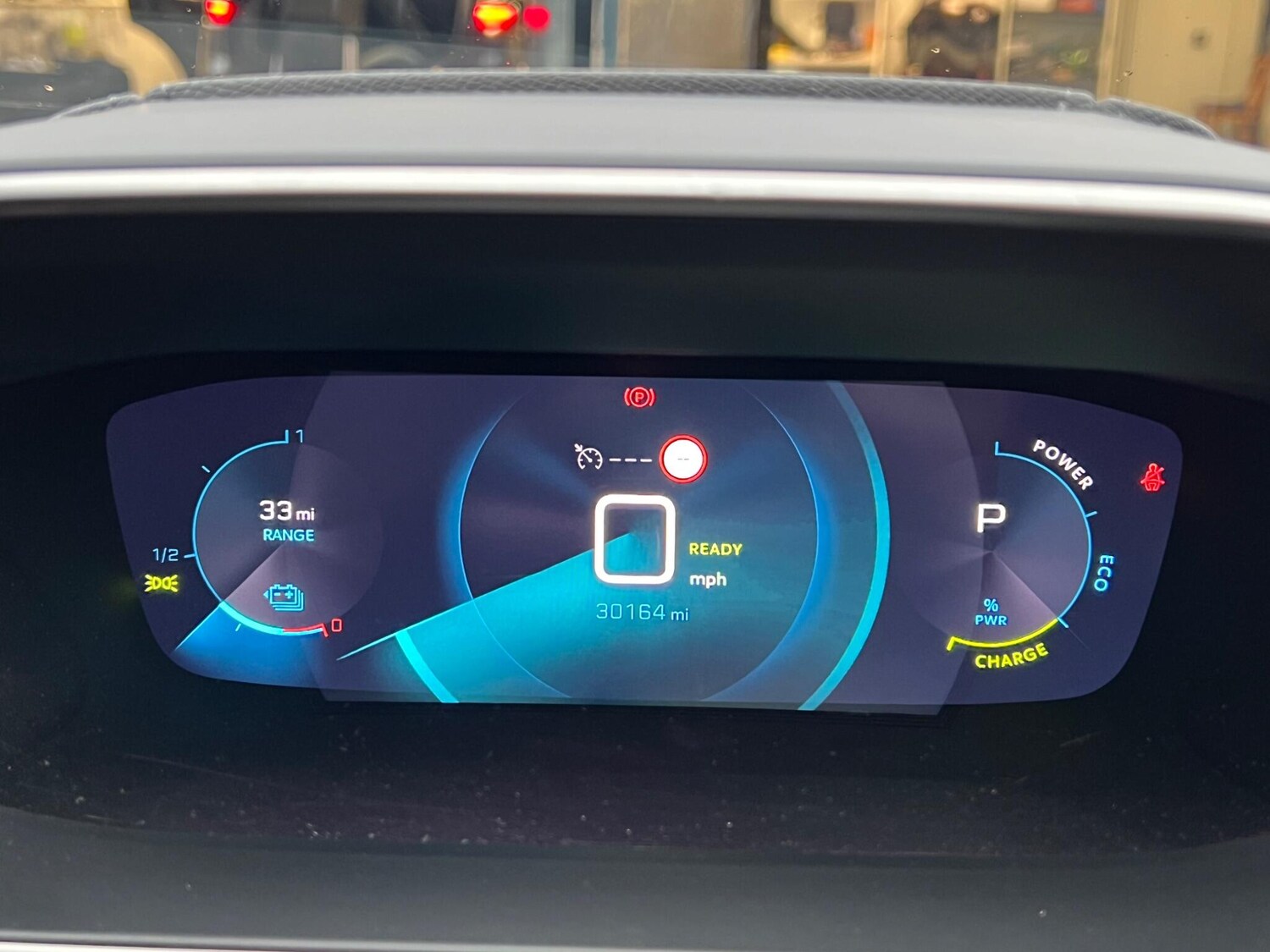 Used Peugeot E-2008 2022 for sale - 77387478: Photo 40