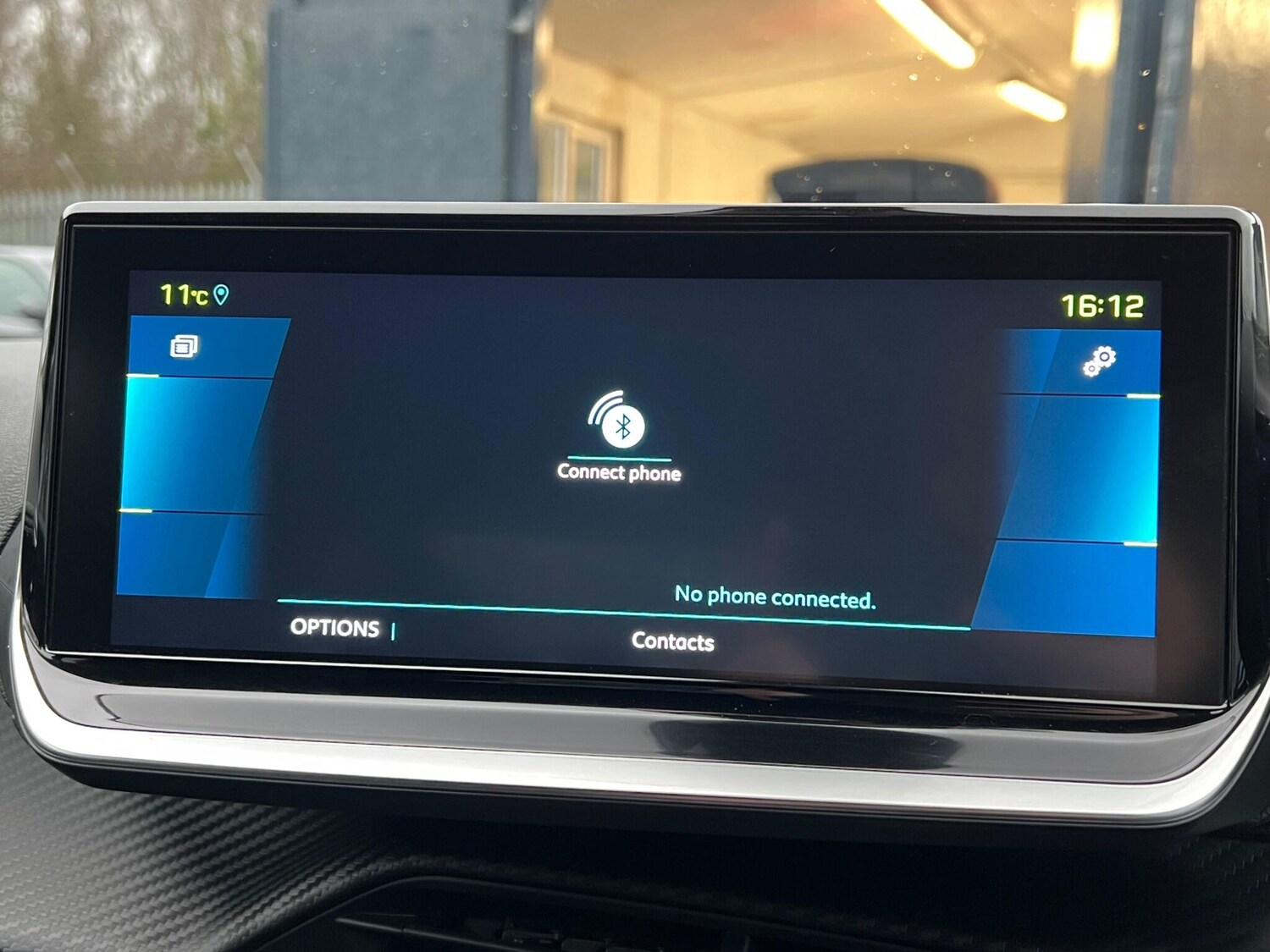 Used Peugeot E-2008 2022 for sale - 77387478: Photo 53