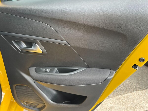 Used Peugeot 208 2022 for sale - 75577520: Photo 23