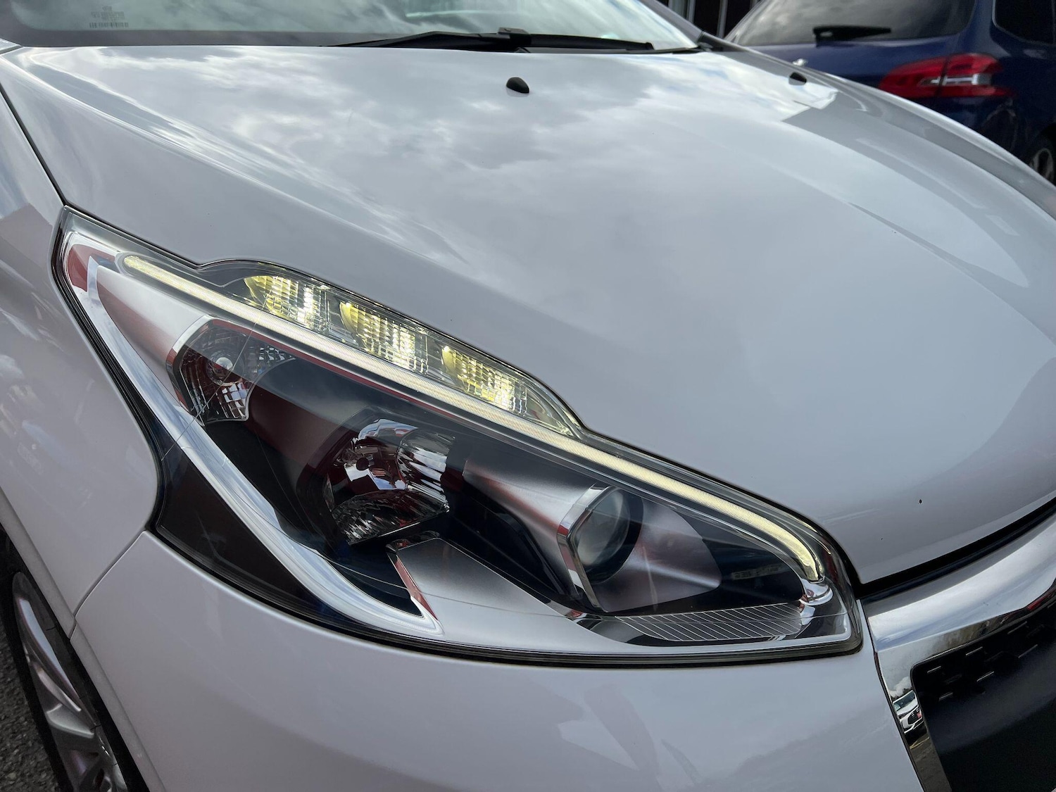 Used Peugeot 208 2017 for sale - 76399252: Photo 17