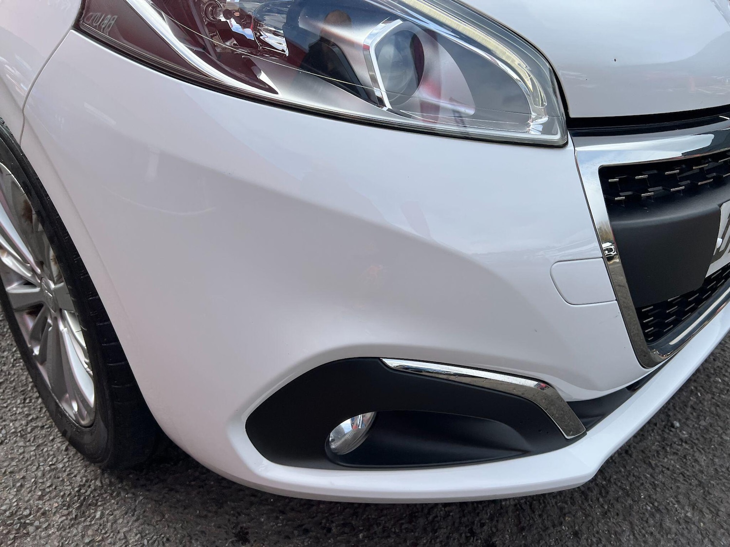 Used Peugeot 208 2017 for sale - 76399252: Photo 18