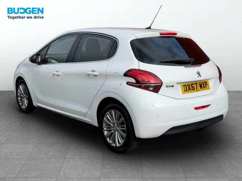 Used Peugeot 208 2017 for sale - 76399252: Photo 4