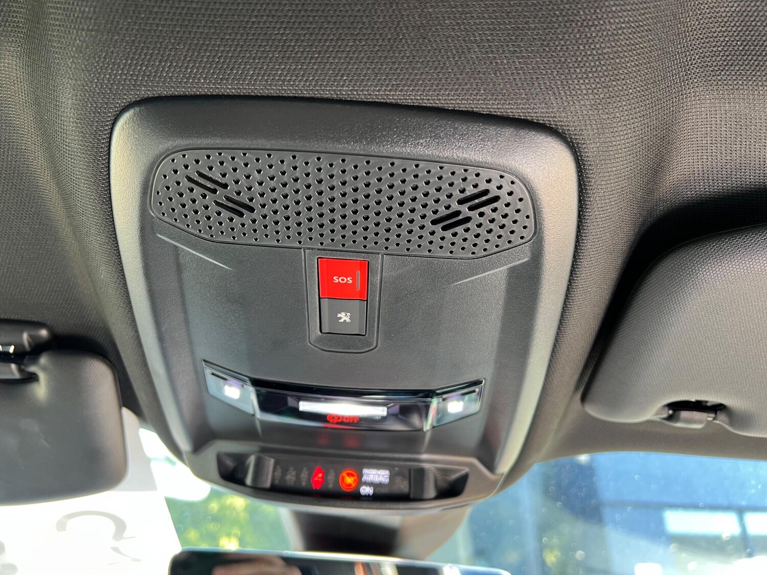 Used Peugeot 2008 2022 for sale - 75670293: Photo 40