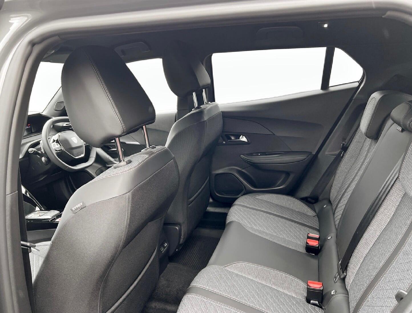 Used Peugeot 2008 2024 for sale - 77426009: Photo 13