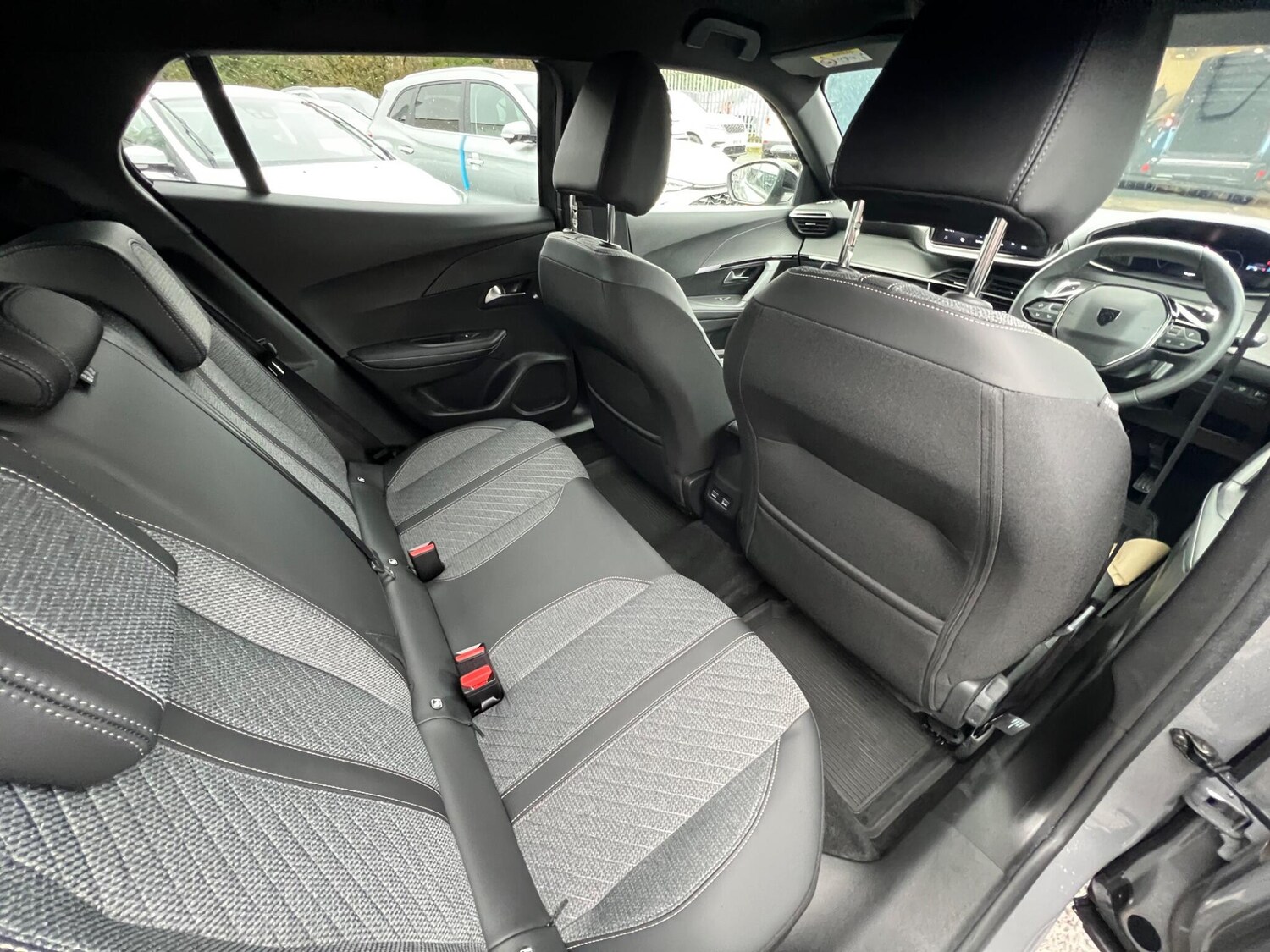 Used Peugeot 2008 2024 for sale - 77426009: Photo 45