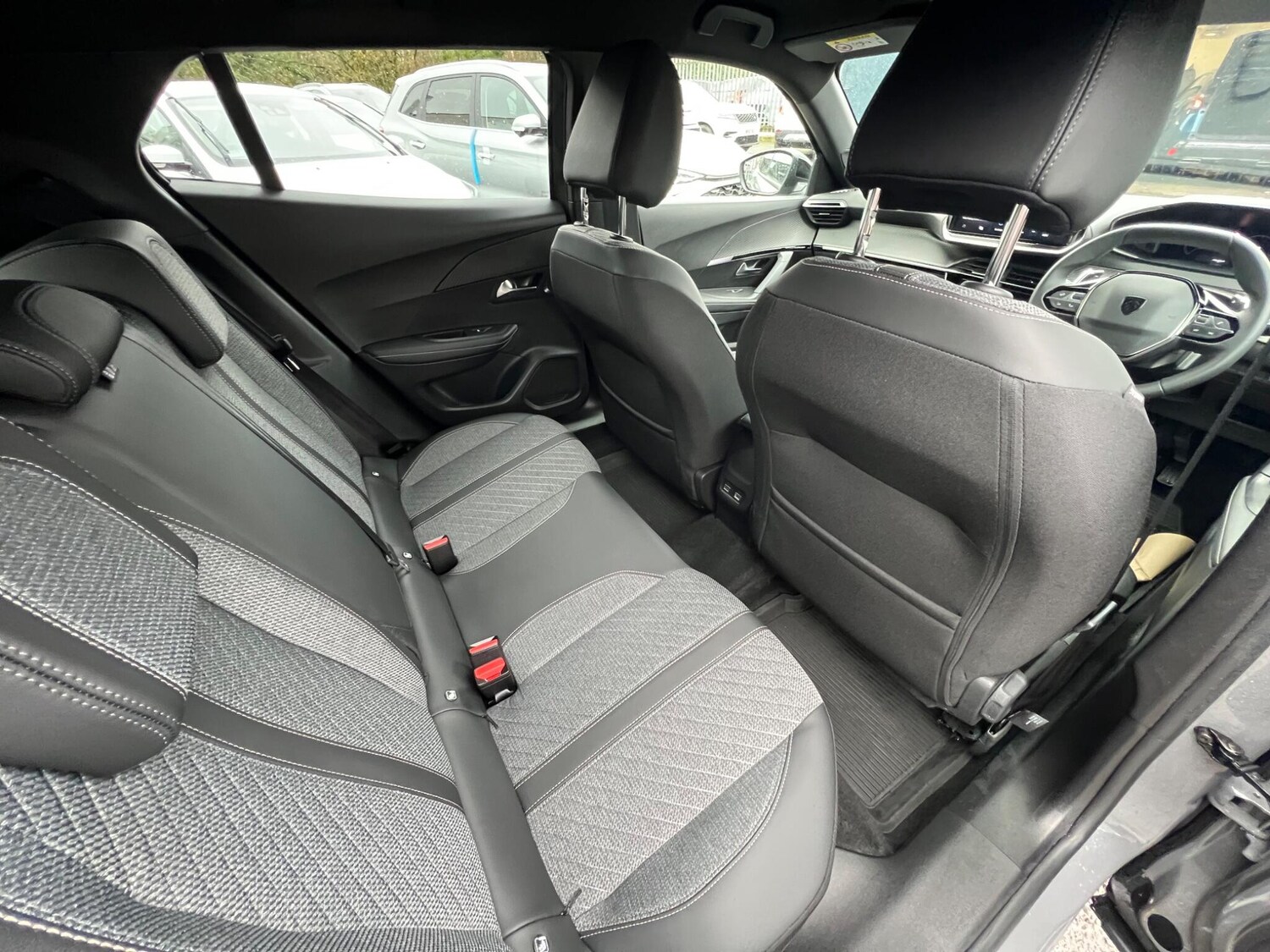 Used Peugeot 2008 2024 for sale - 77426009: Photo 49