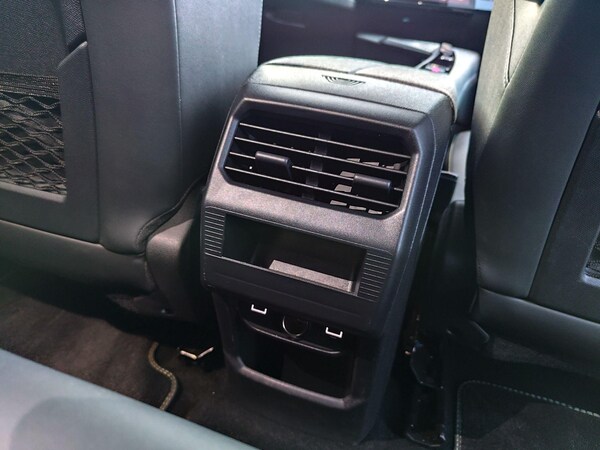 Used Peugeot E-3008 2024 for sale - 73589744: Photo 34