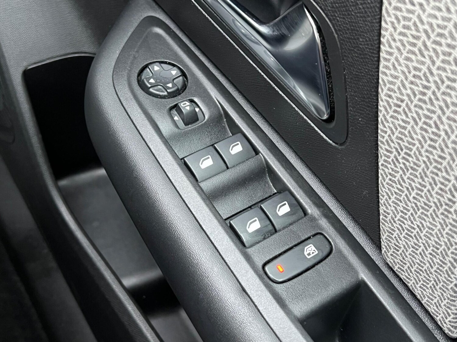 Used Citroen C4 2023 for sale - 77396312: Photo 35