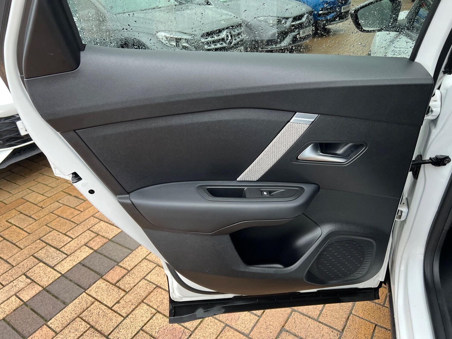 Used Citroen C4 2023 for sale - 77396312: Photo 38