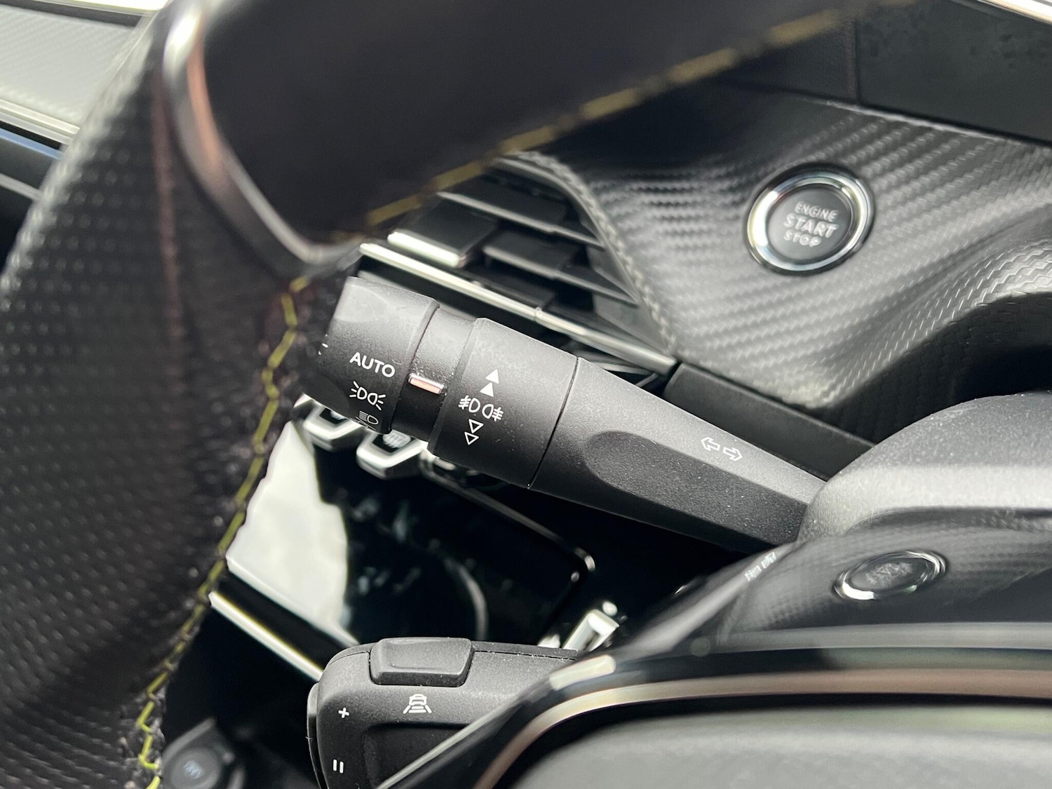 Used Peugeot 2008 2021 for sale - 76175001: Photo 38