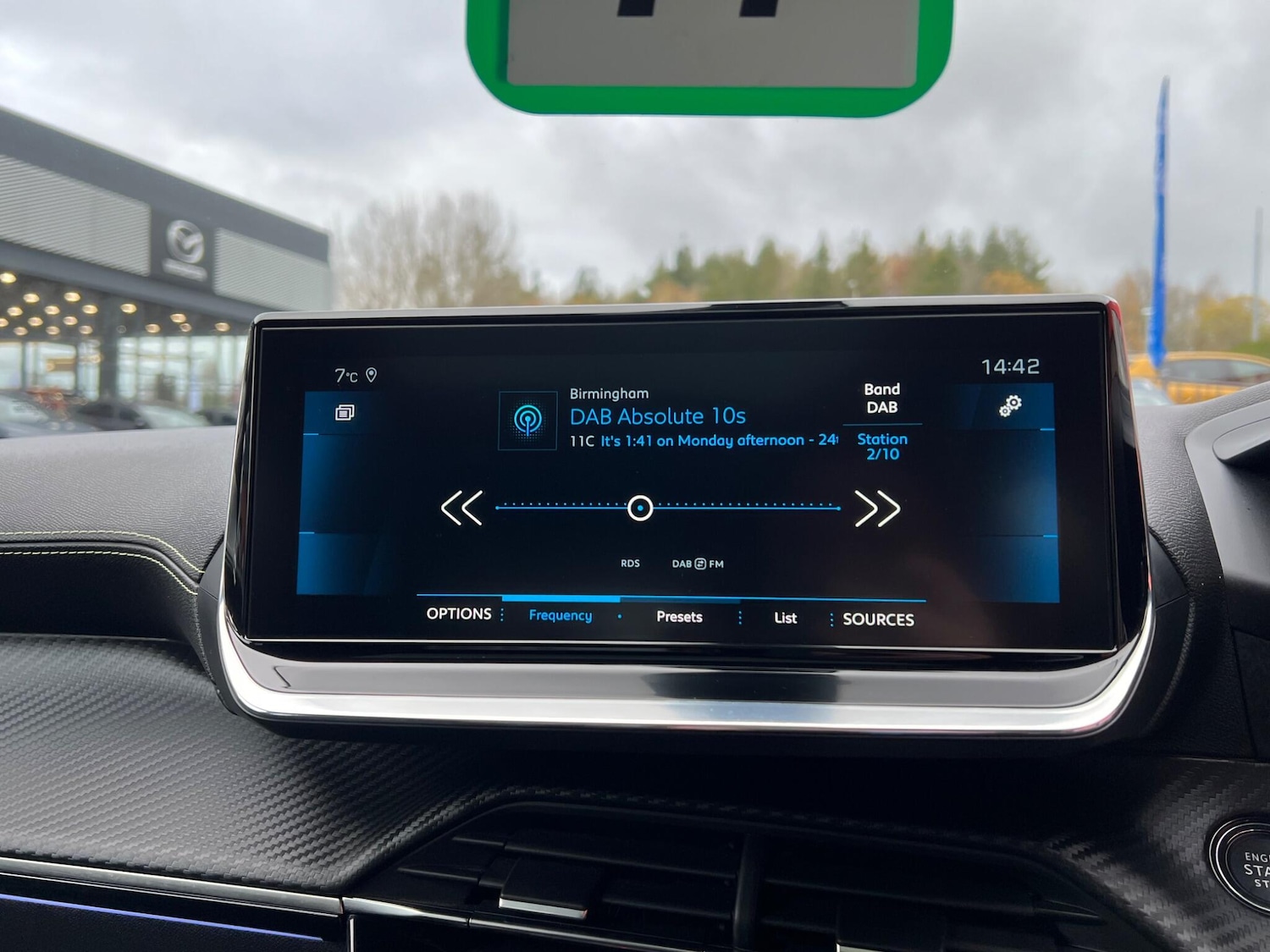 Used Peugeot 2008 2021 for sale - 76175001: Photo 42