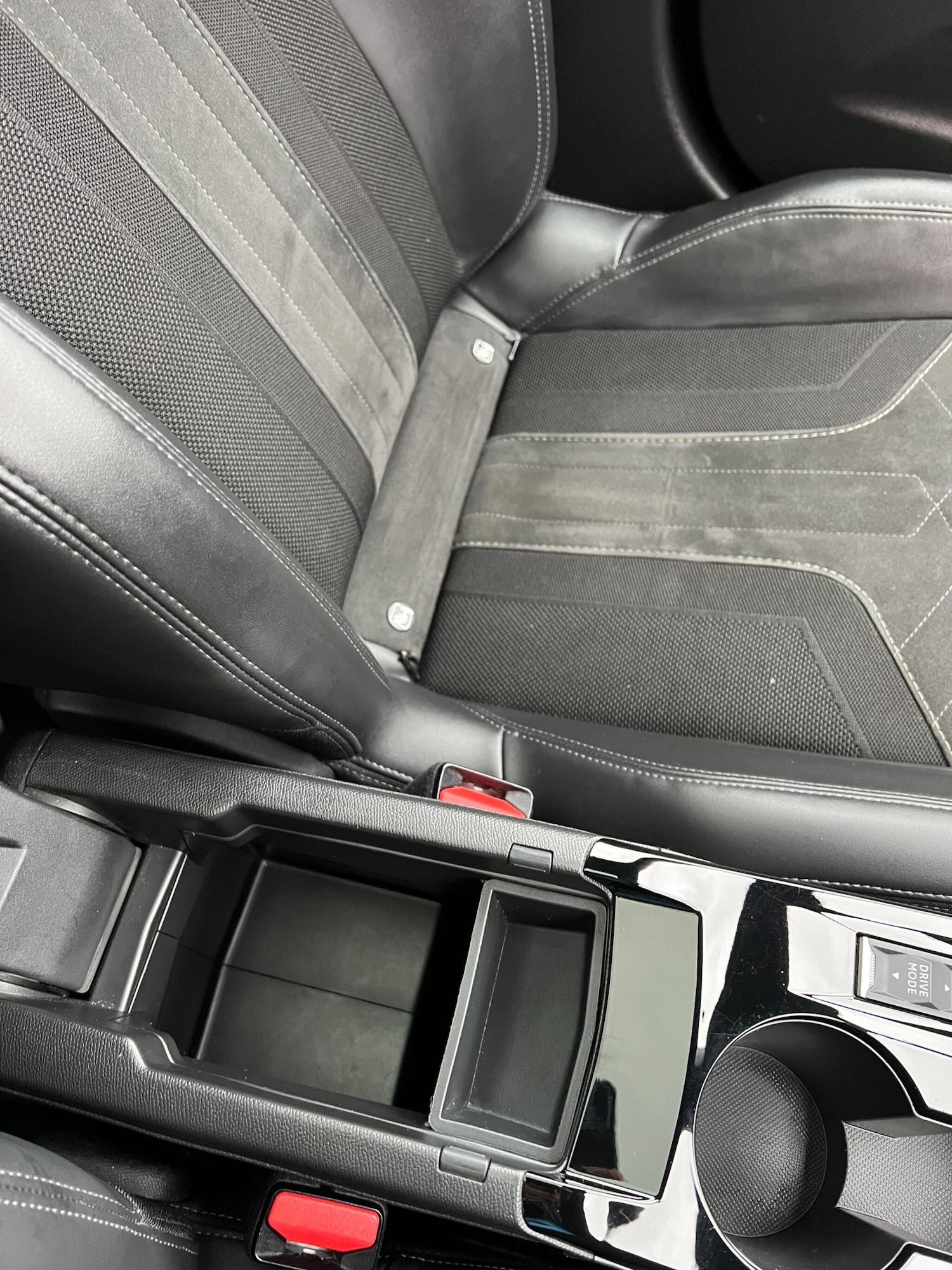 Used Peugeot 2008 2021 for sale - 76175001: Photo 48