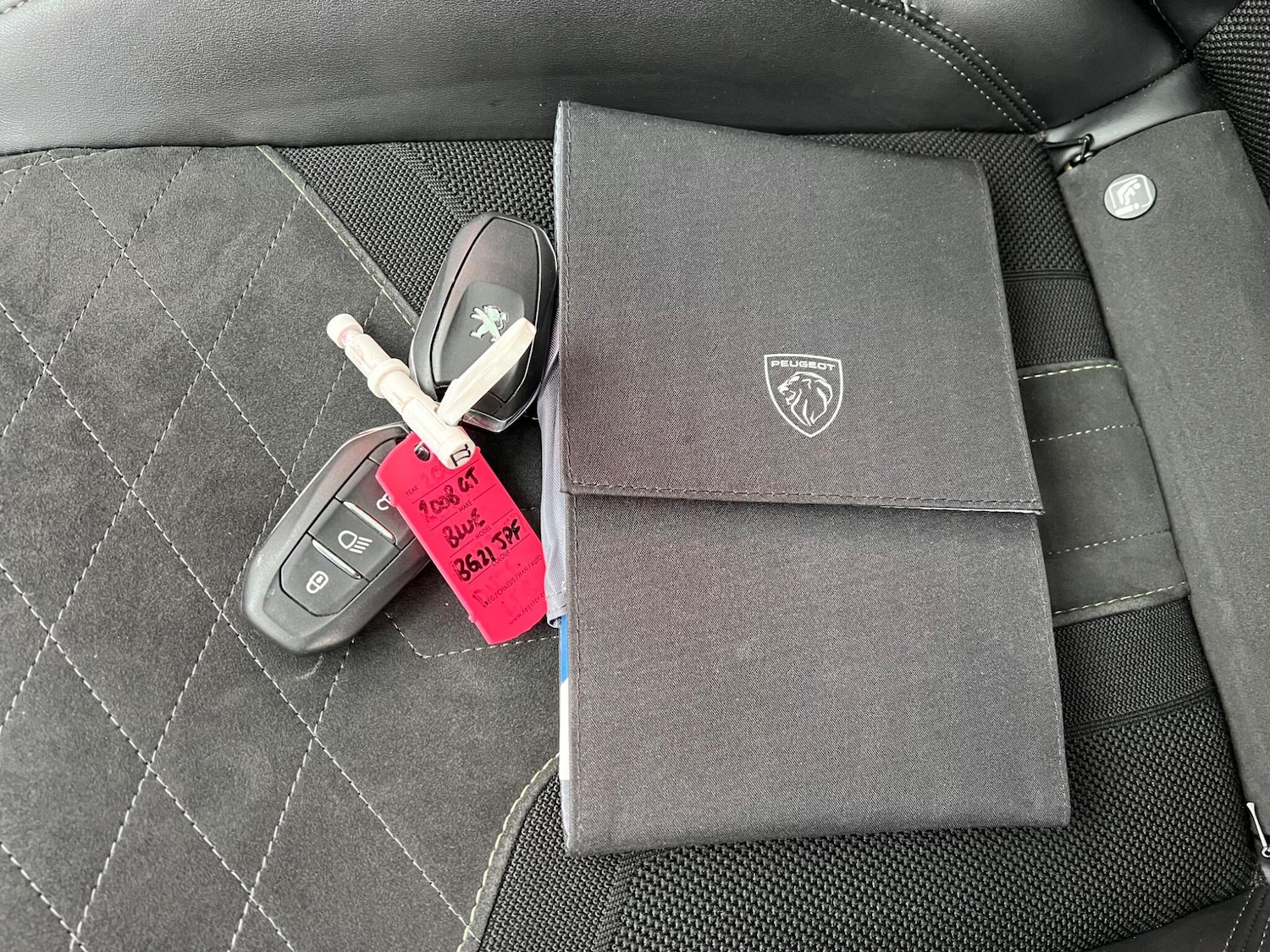 Used Peugeot 2008 2021 for sale - 76175001: Photo 50