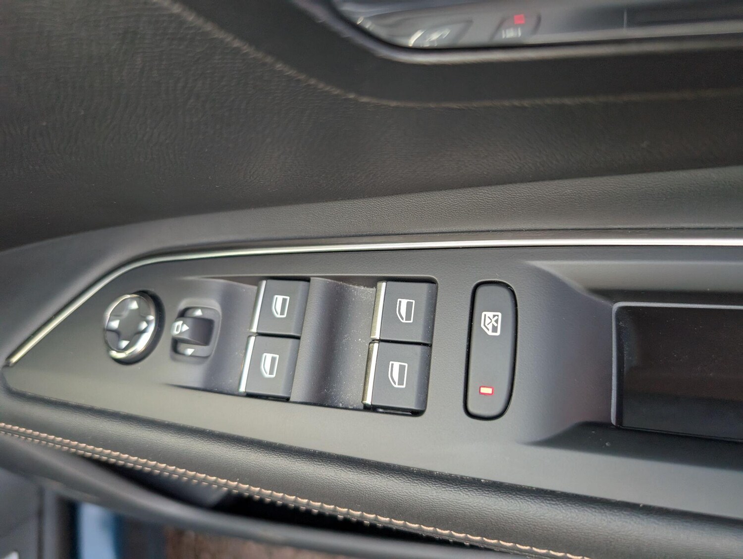 Used Peugeot 3008 2022 for sale - 76175256: Photo 28