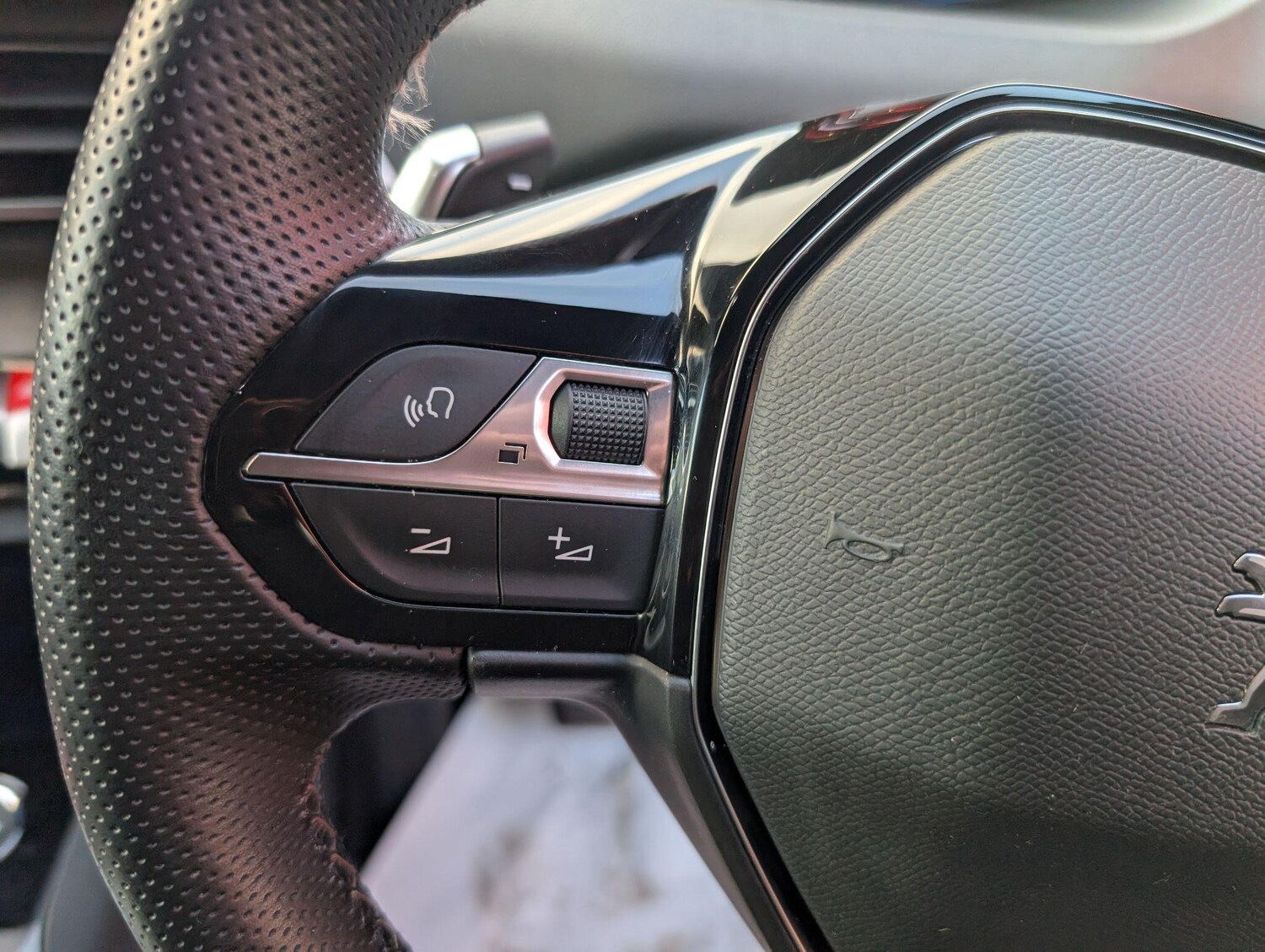 Used Peugeot 3008 2022 for sale - 76175256: Photo 31