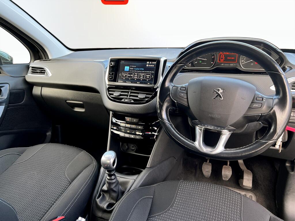 Used Peugeot 208 2018 for sale - 76521599: Photo 10