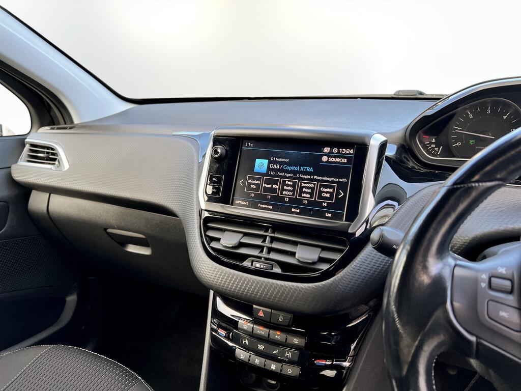 Used Peugeot 208 2018 for sale - 76521599: Photo 12