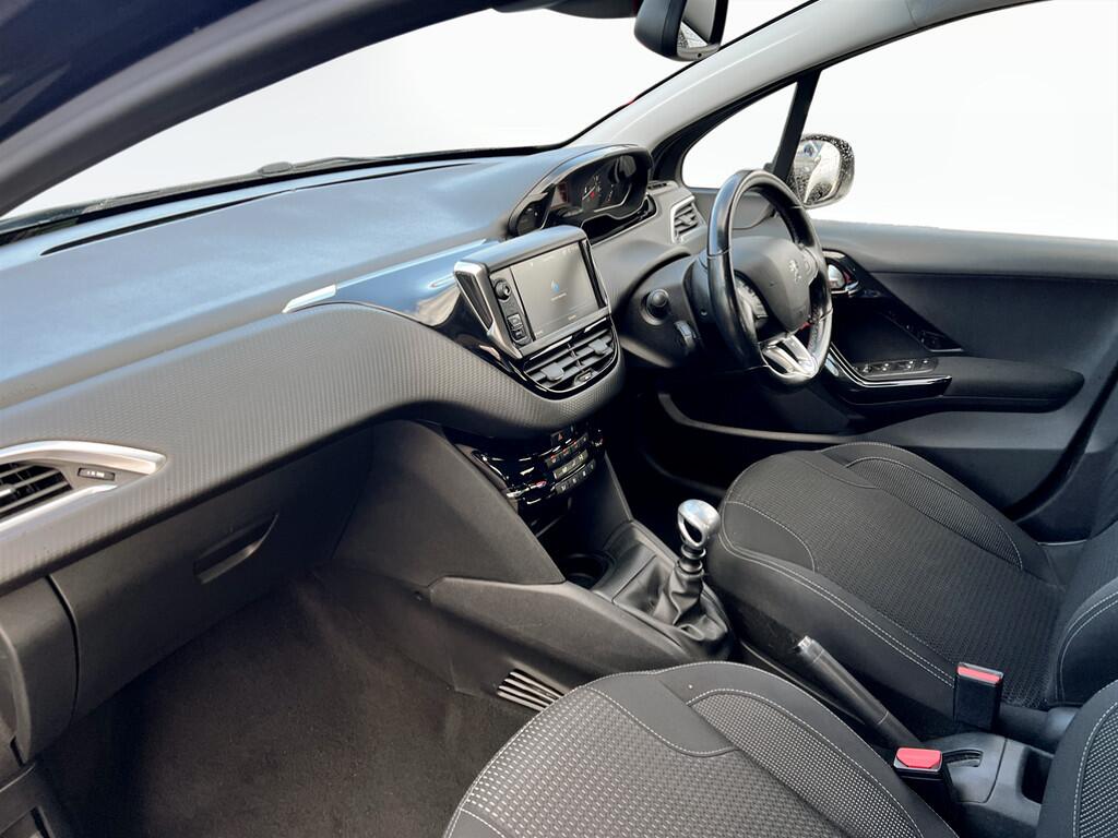 Used Peugeot 208 2018 for sale - 76521599: Photo 13