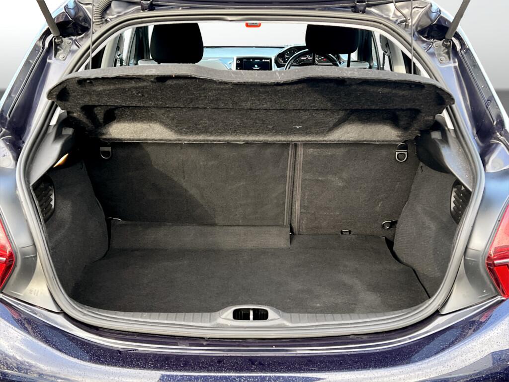 Used Peugeot 208 2018 for sale - 76521599: Photo 18