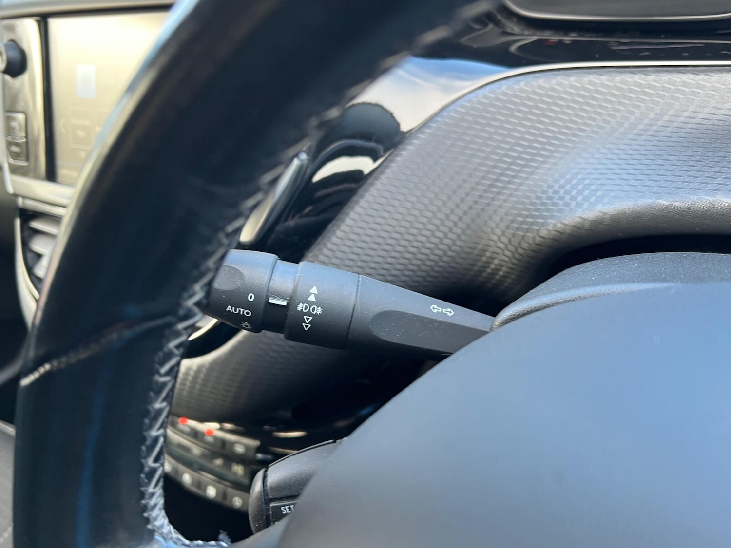 Used Peugeot 208 2018 for sale - 76521599: Photo 25