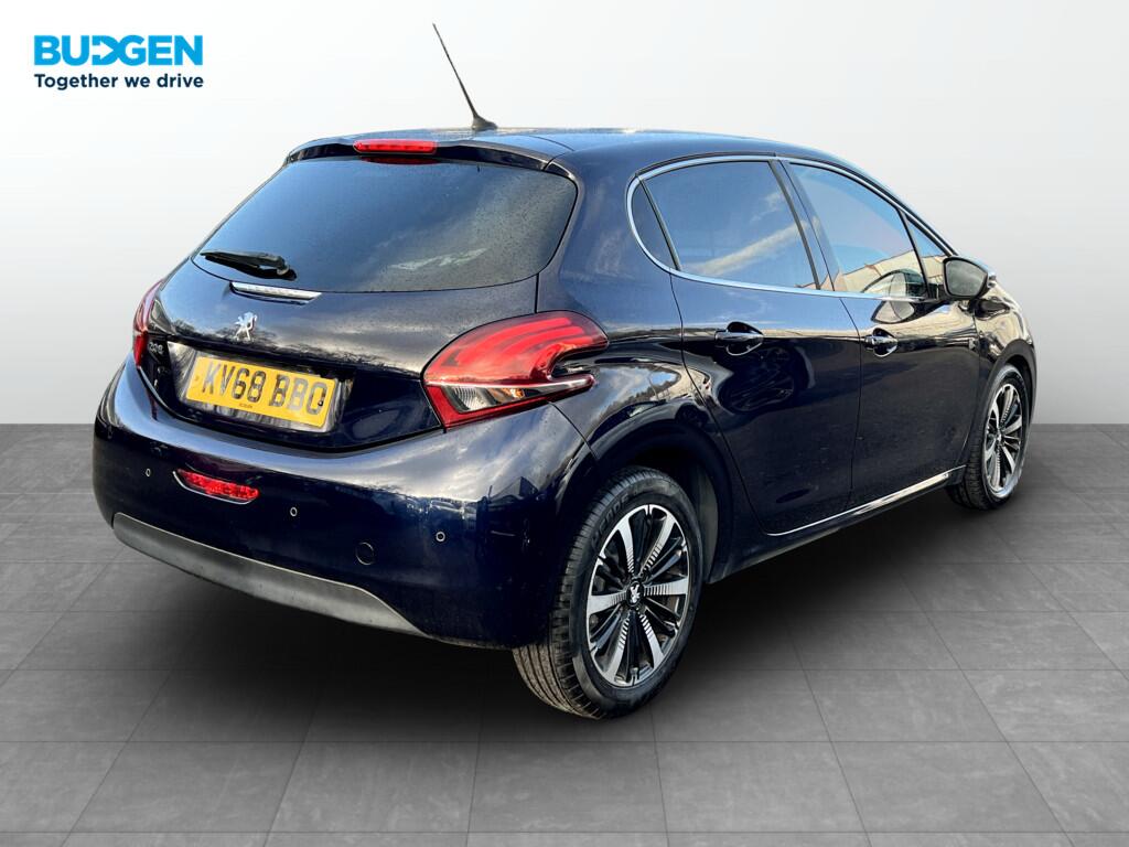 Used Peugeot 208 2018 for sale - 76521599: Photo 6
