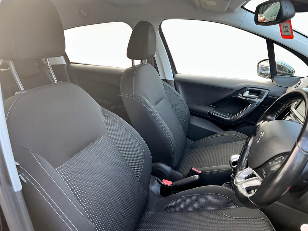 Used Peugeot 208 2018 for sale - 76521599: Photo 8