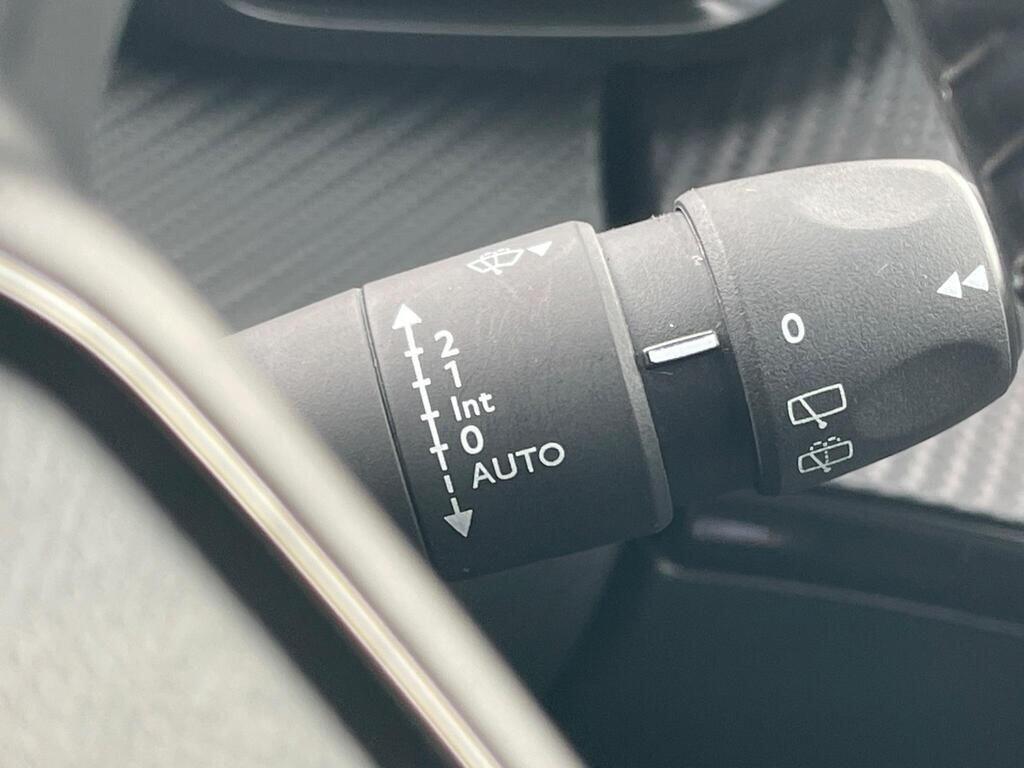 Used Peugeot 2008 2022 for sale - 75578437: Photo 41