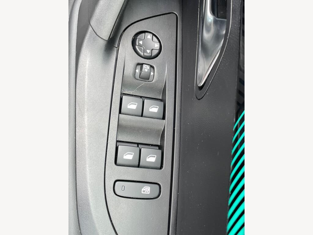 Used Peugeot 2008 2022 for sale - 75578437: Photo 48