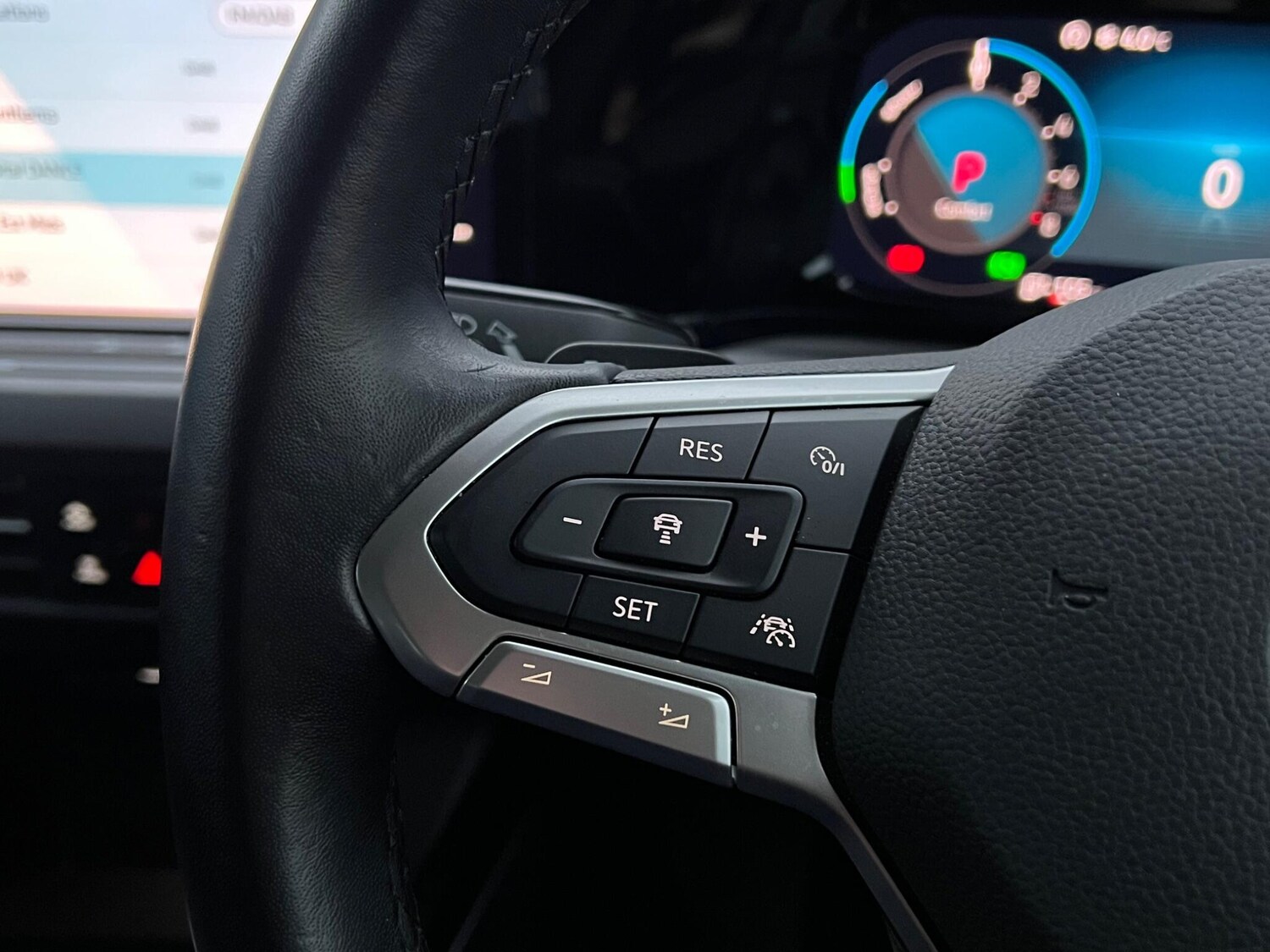 Used Volkswagen Golf 2022 for sale - 77315366: Photo 42