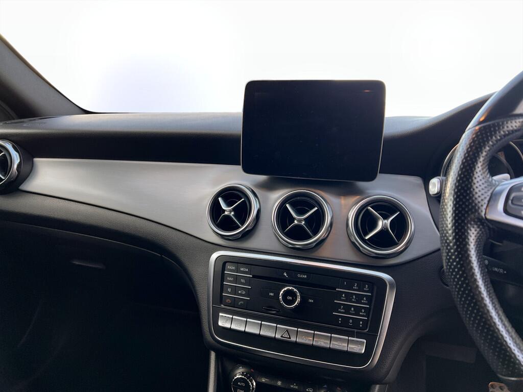 Used Mercedes-Benz GLA 2017 for sale - 76522250: Photo 12