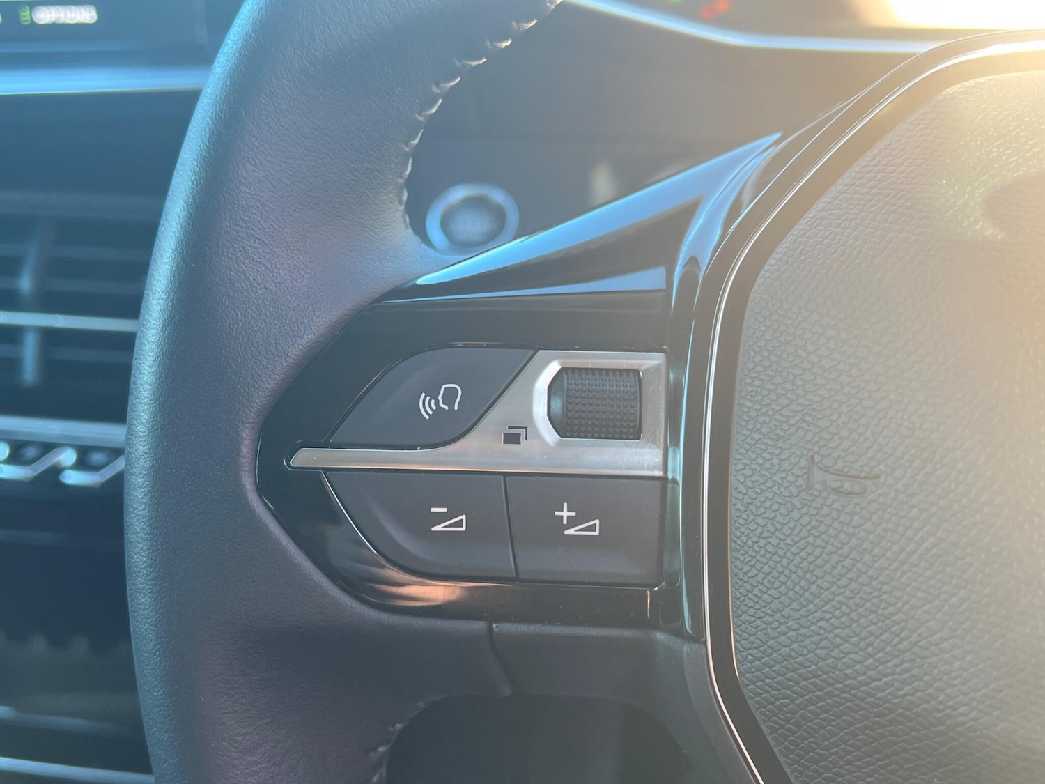 Used Peugeot 2008 2022 for sale - 76521501: Photo 20