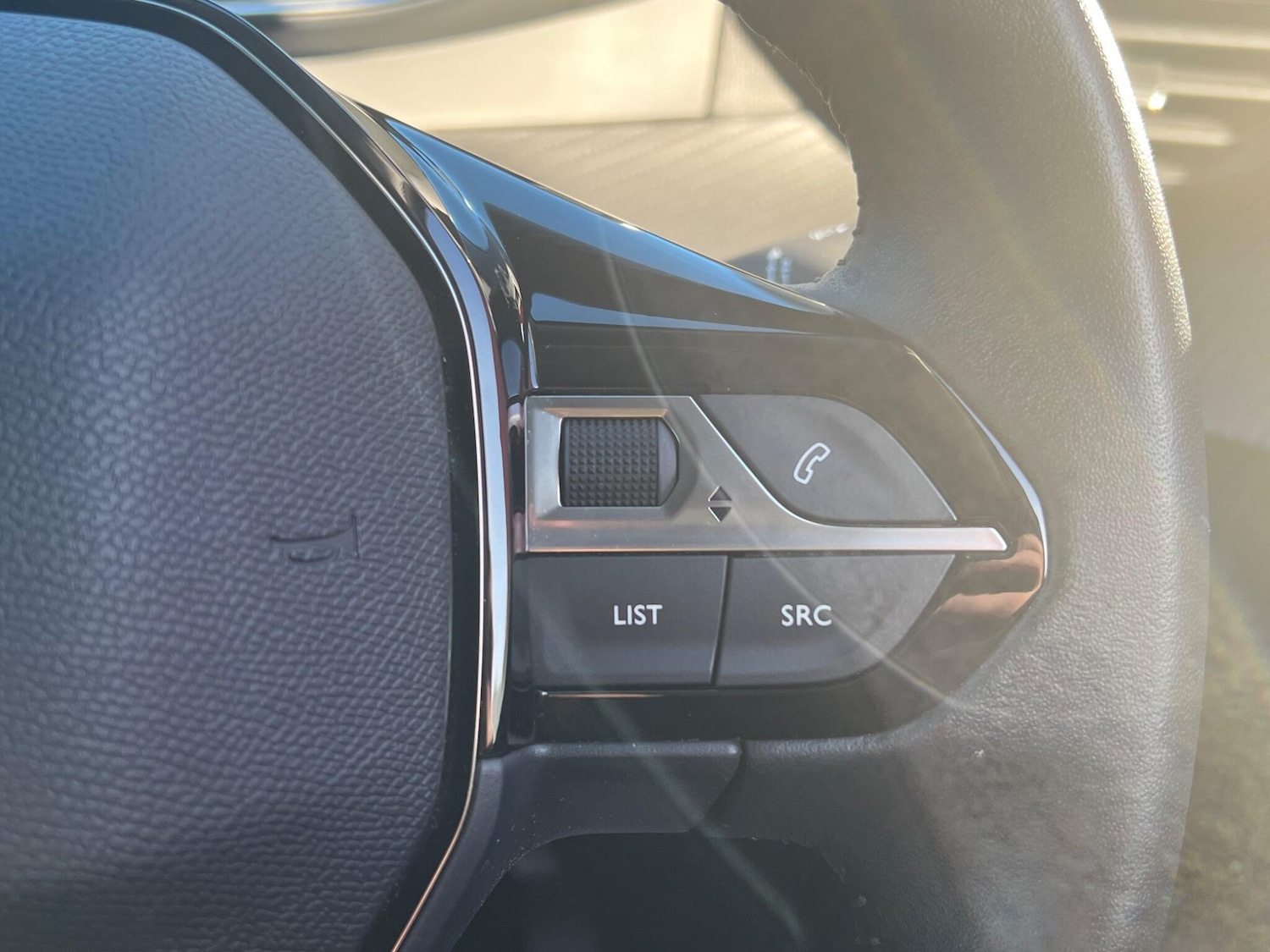 Used Peugeot 2008 2022 for sale - 76521501: Photo 21