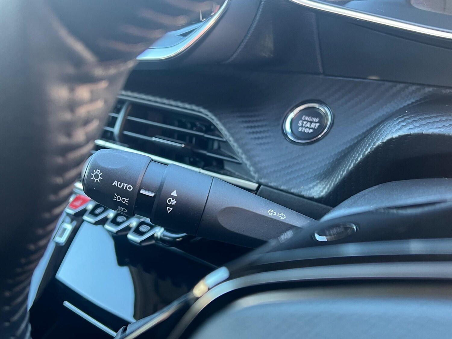 Used Peugeot 2008 2022 for sale - 76521501: Photo 22