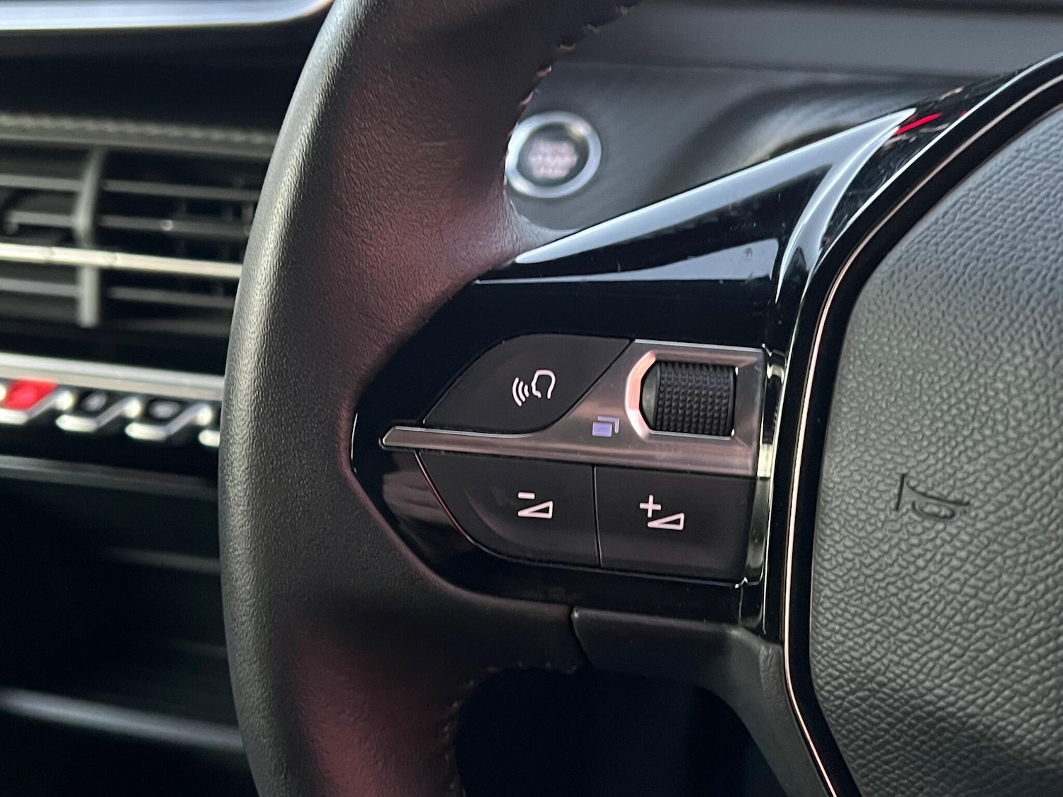 Used Peugeot 208 2023 for sale - 76657167: Photo 9