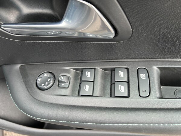 Used Peugeot 208 2022 for sale - 75669770: Photo 29