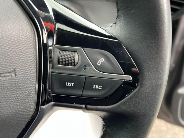Used Peugeot 208 2022 for sale - 75669770: Photo 32