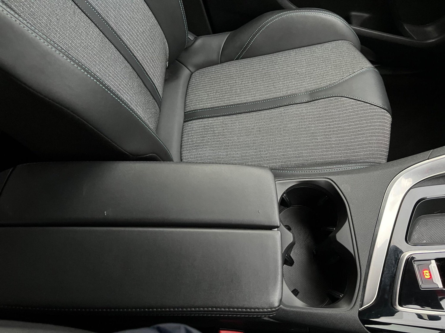 Used Peugeot 3008 2023 for sale - 76658657: Photo 38