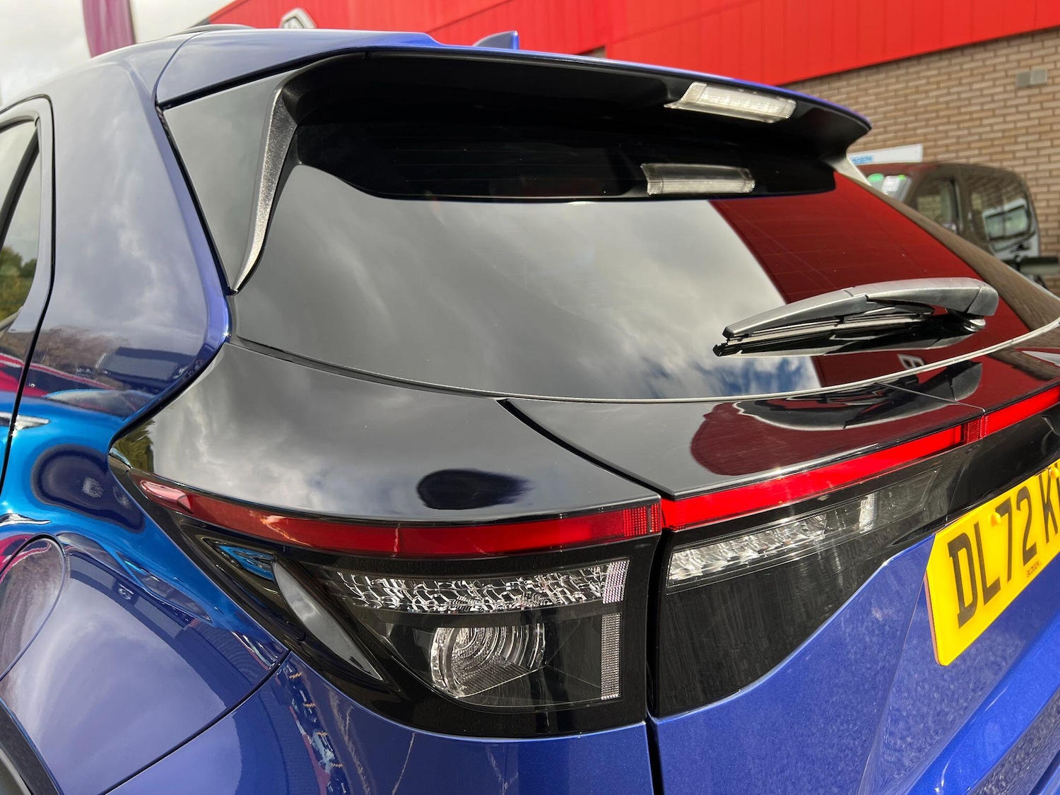 Used Toyota Yaris Cross 2023 for sale - 75678200: Photo 10