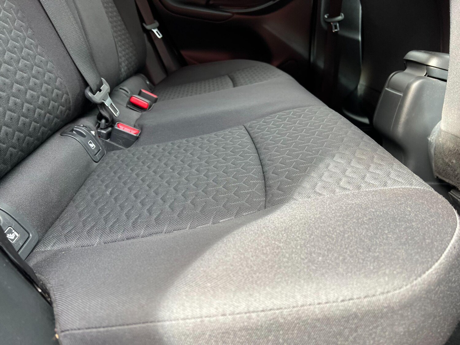 Used Toyota Yaris Cross 2023 for sale - 75678200: Photo 25