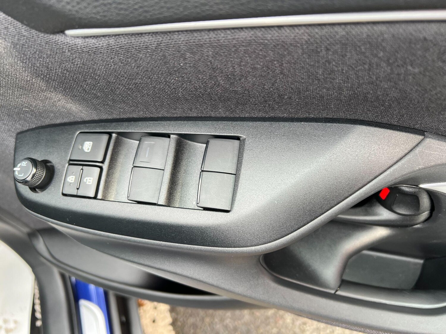 Used Toyota Yaris Cross 2023 for sale - 75678200: Photo 29