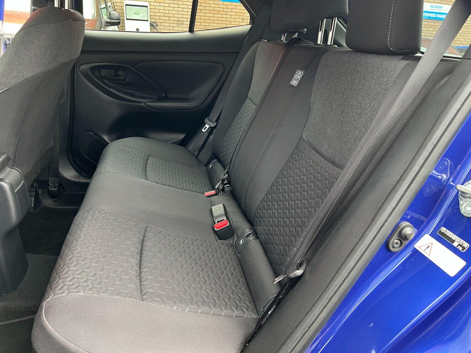 Used Toyota Yaris Cross 2023 for sale - 75678200: Photo 59