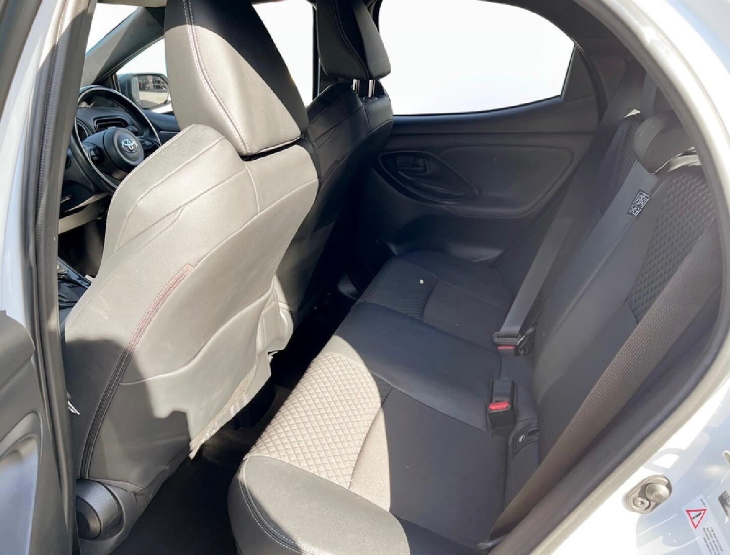 Used Toyota Yaris 2022 for sale - 77993646: Photo 13