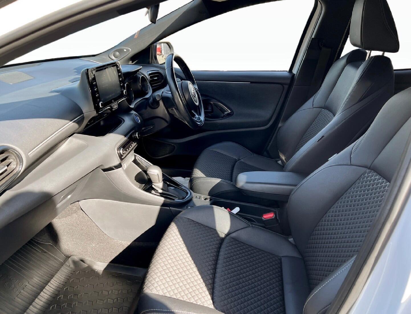 Used Toyota Yaris 2022 for sale - 77993646: Photo 14