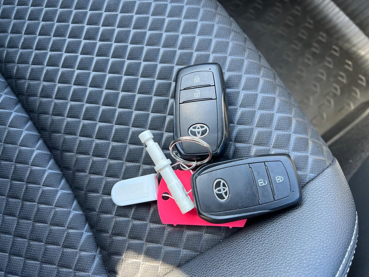 Used Toyota Yaris 2022 for sale - 77993646: Photo 31