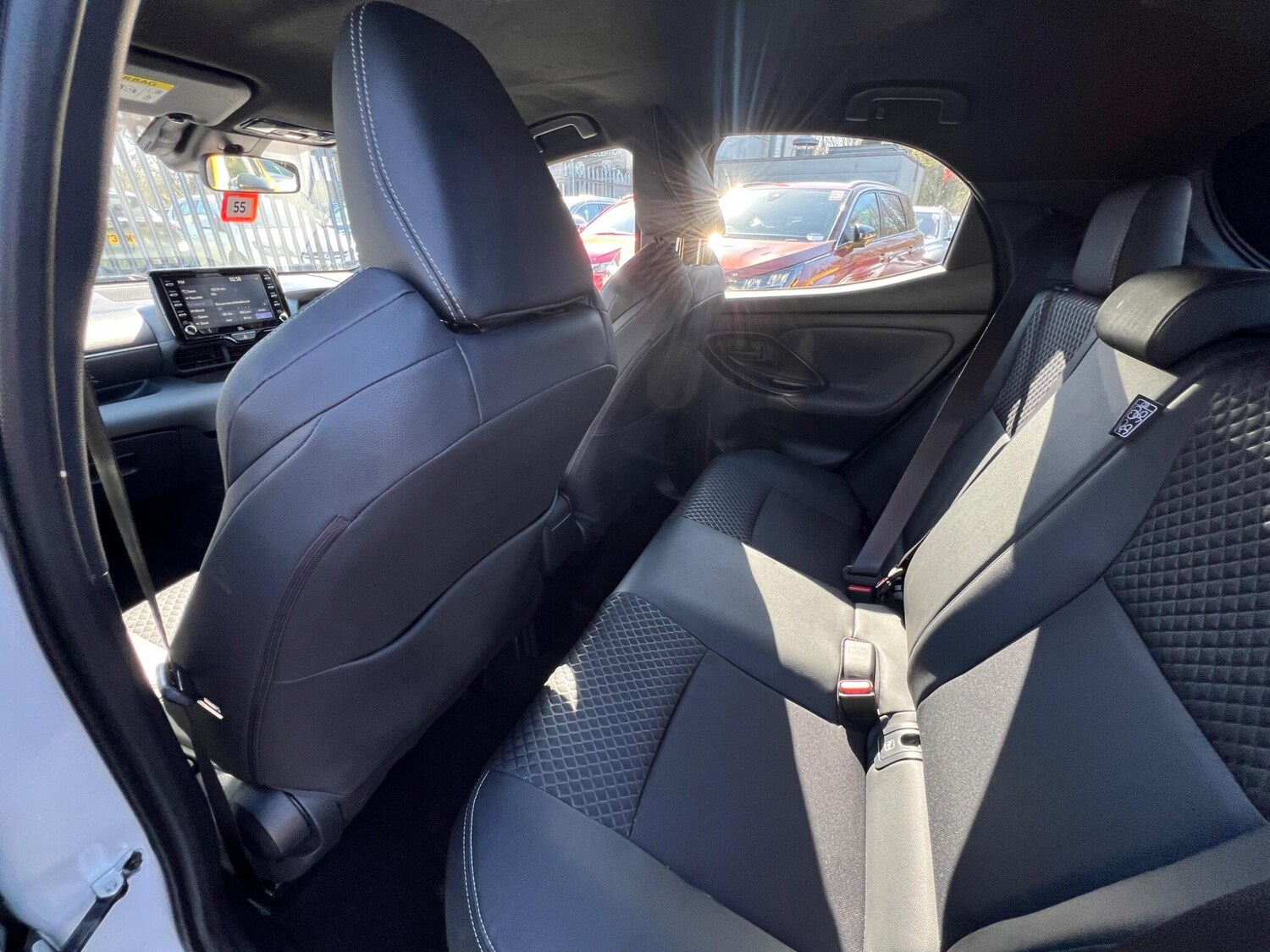 Used Toyota Yaris 2022 for sale - 77993646: Photo 40