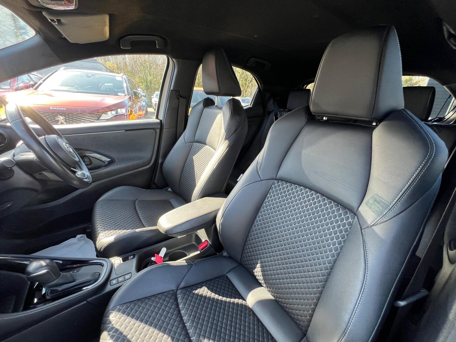 Used Toyota Yaris 2022 for sale - 77993646: Photo 44