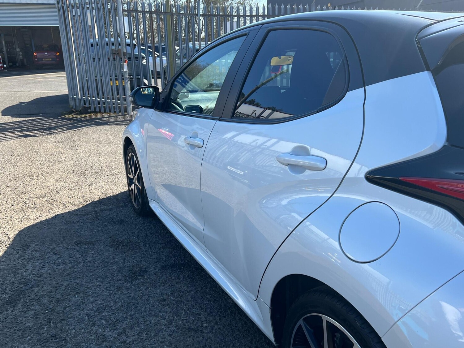 Used Toyota Yaris 2022 for sale - 77993646: Photo 57